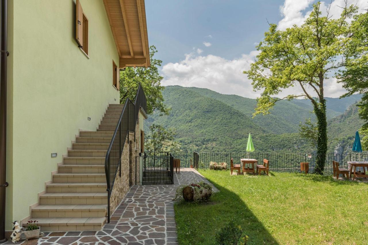 Nonno Bigi Rosa Tremosine Exterior foto